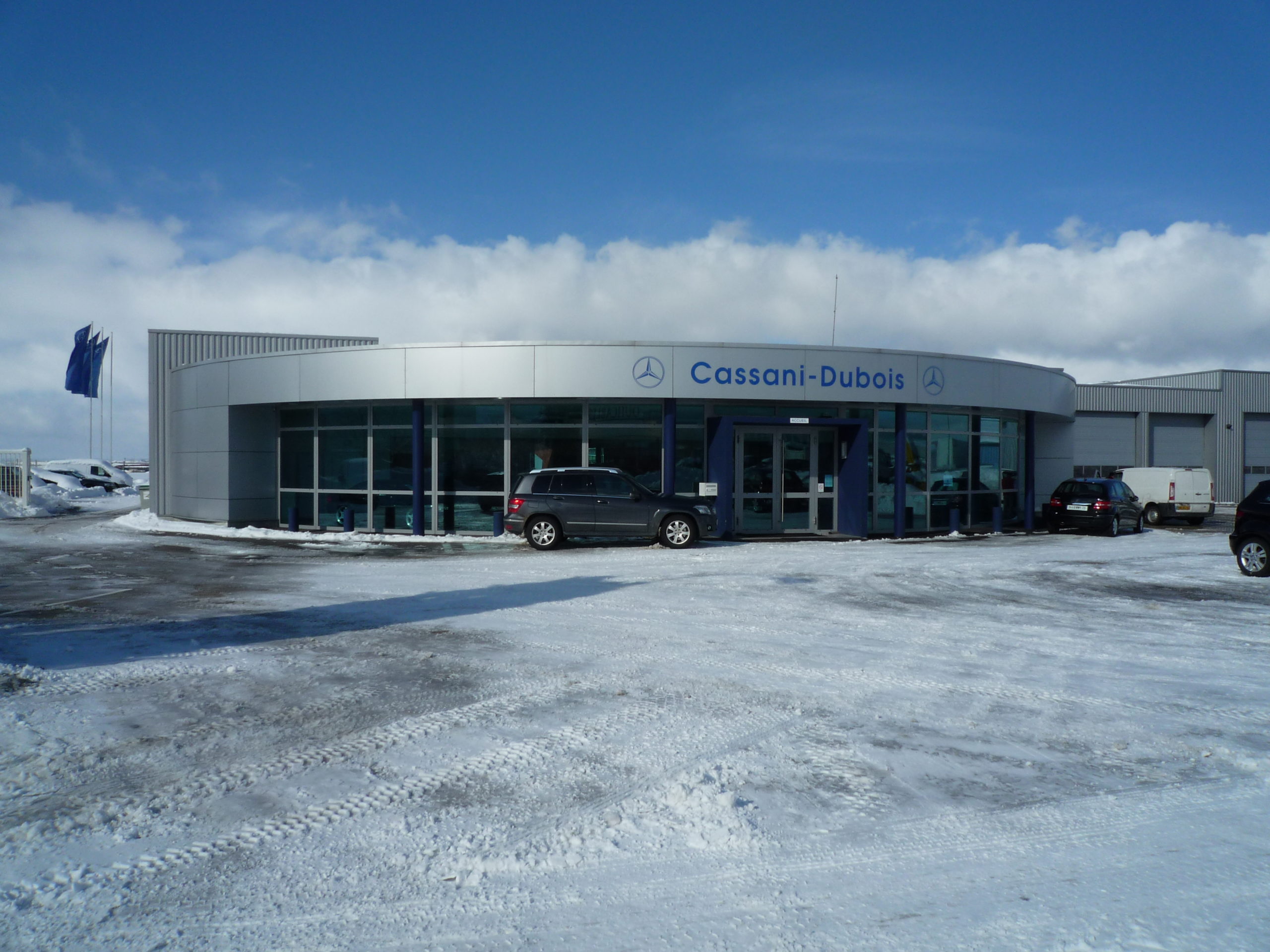 Carrossier St Genis Laval, le garage Sgas vous attend